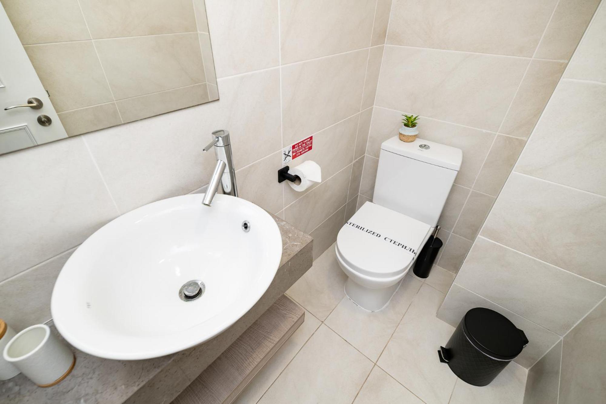 Lazuli Beachfront Sea View Ap144 Larnaca Exterior photo