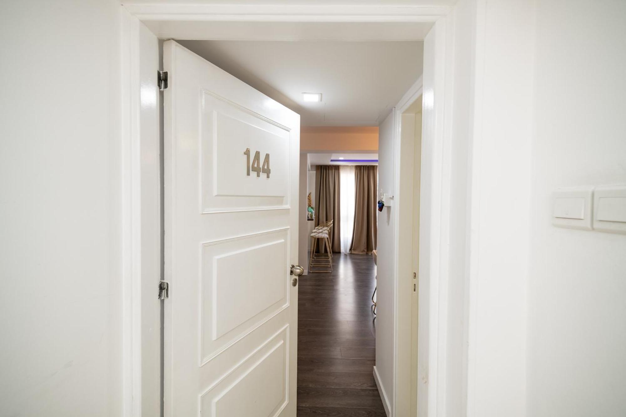 Lazuli Beachfront Sea View Ap144 Larnaca Exterior photo
